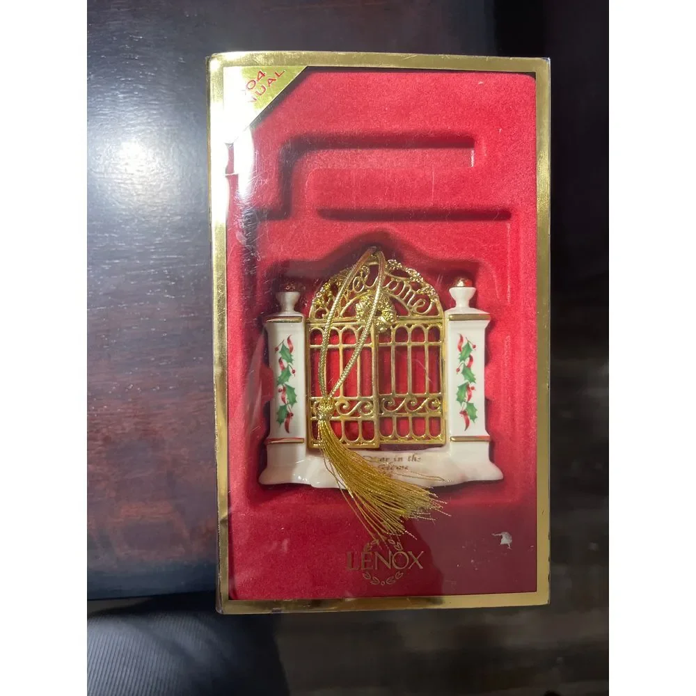 Vintage Lenox Christmas Ornaments Set - Gold Filigree Scroll and Snowflake‎
